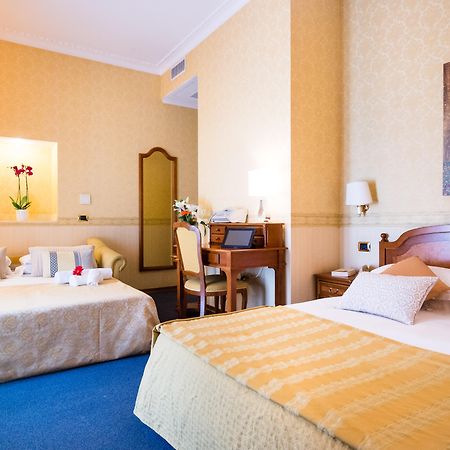 Hotel Amadeus Rome Bagian luar foto