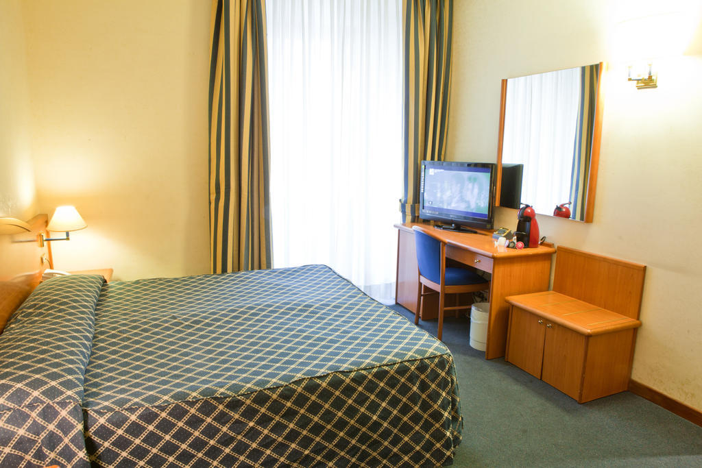 Hotel Amadeus Rome Ruang foto